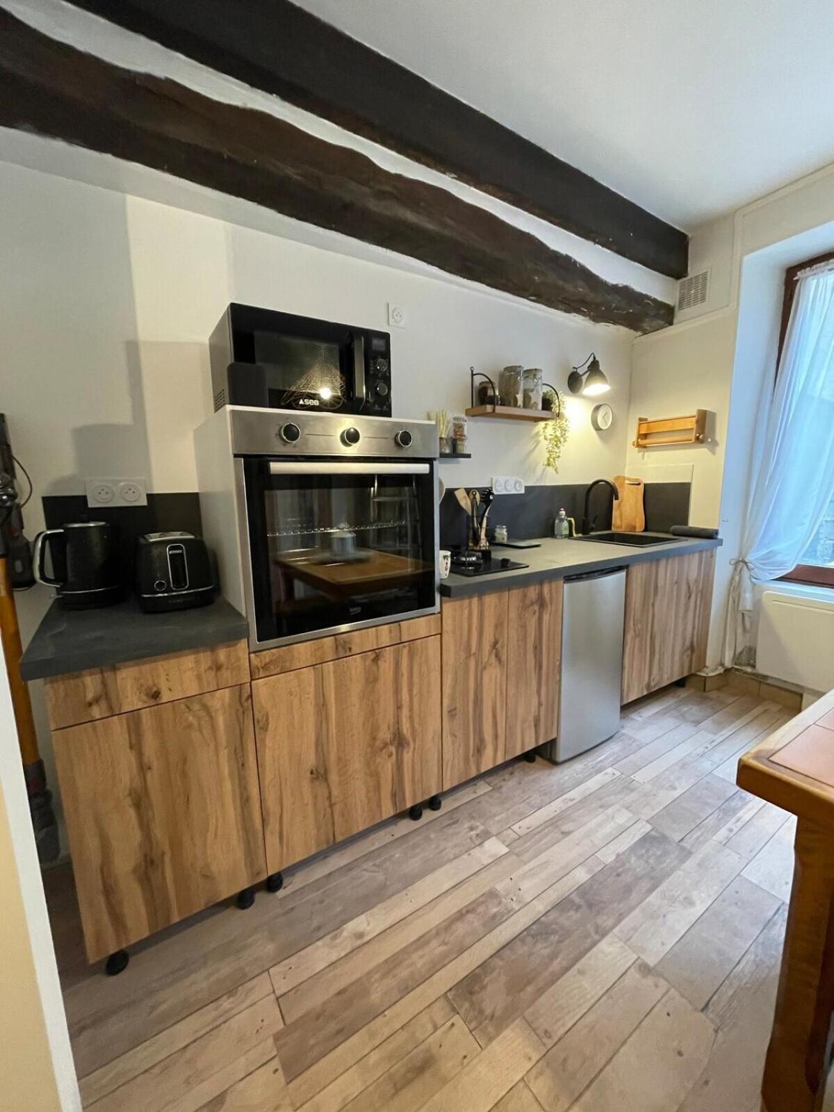 "La Petite Maison" Triplex Au Centre Ville - Les Terres Du Roy アヴァヨン エクステリア 写真
