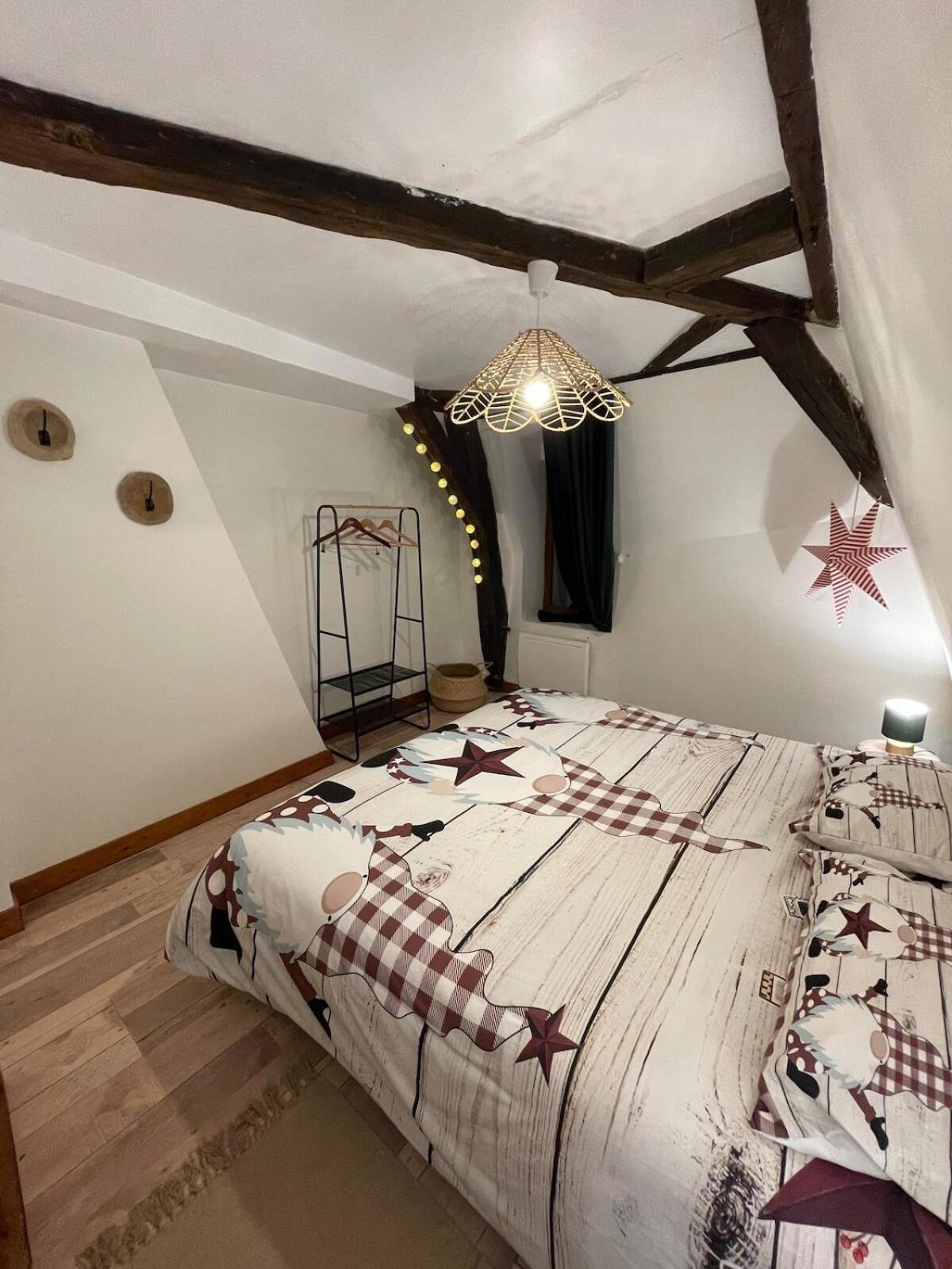 "La Petite Maison" Triplex Au Centre Ville - Les Terres Du Roy アヴァヨン エクステリア 写真