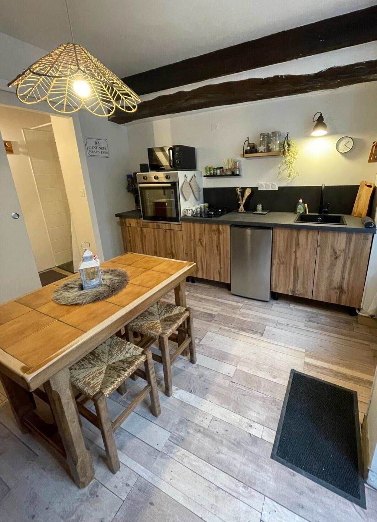 "La Petite Maison" Triplex Au Centre Ville - Les Terres Du Roy アヴァヨン エクステリア 写真